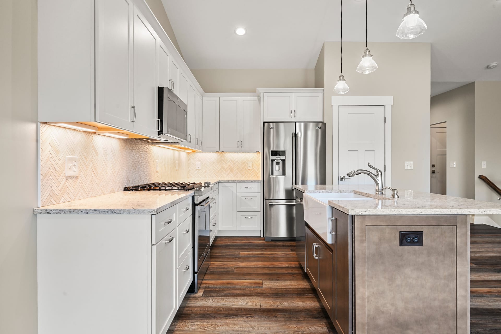 Custom crown molding and millwork detail