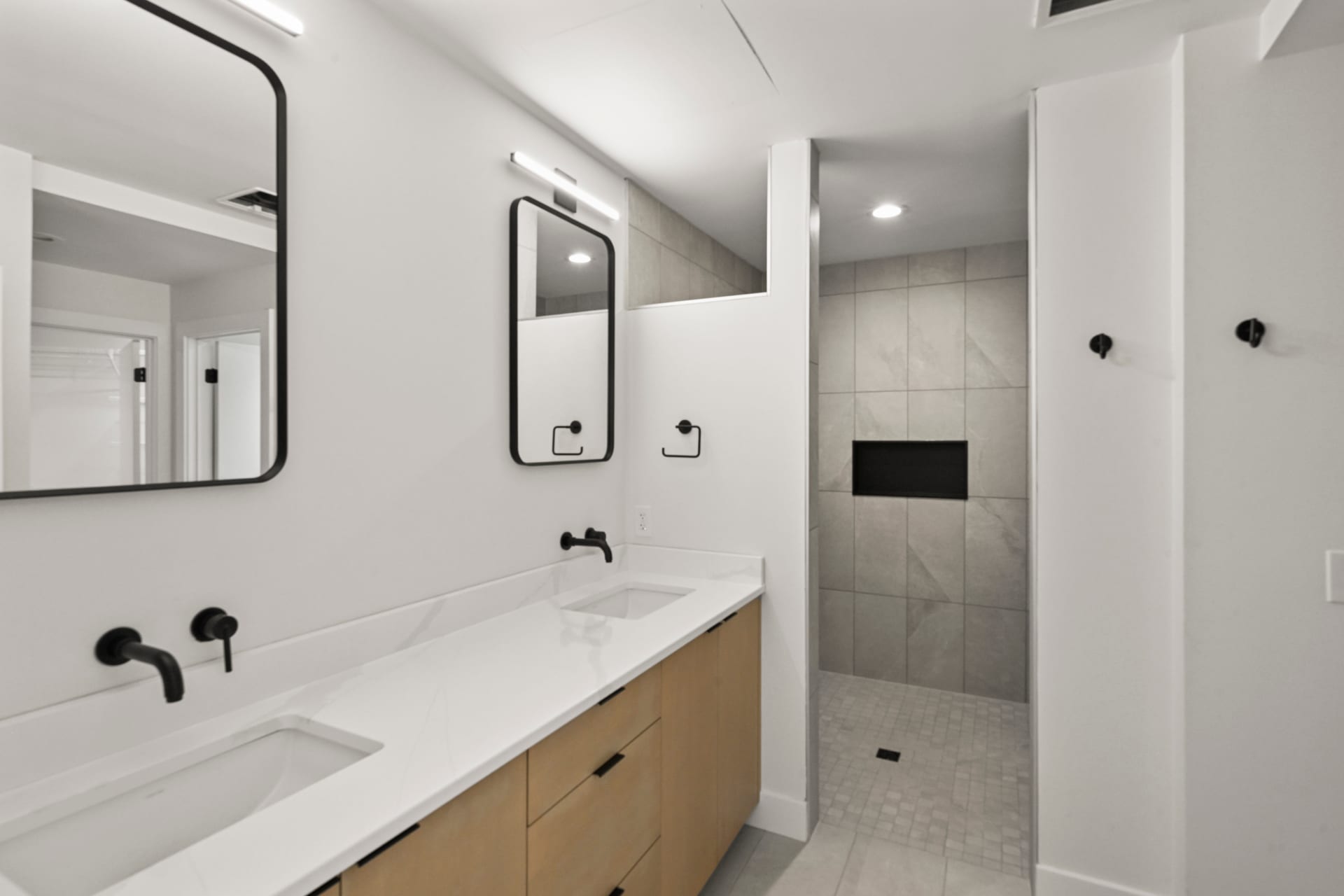 Bathroom detail