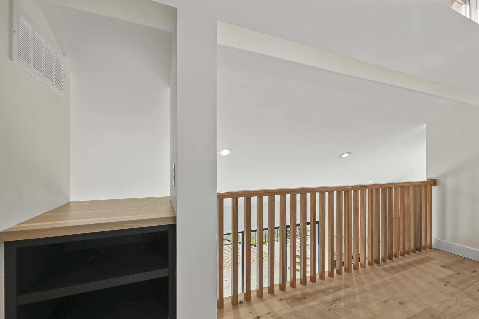 Covered rear porch and outdoor living at Perfect home